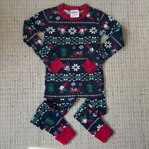 Hanna Andersson holiday jammies, size 5 (110 cm).